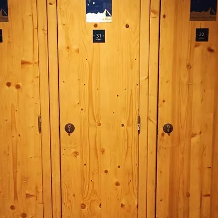 Confort Cosy, Piscine Et Au Pied Du Montblanc Apartment *