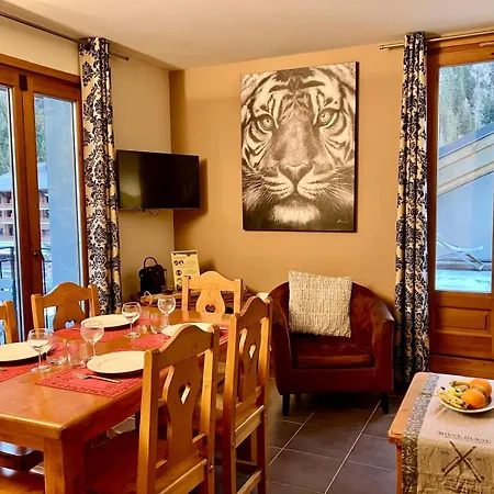 Confort Cosy, Piscine Et Au Pied Du Montblanc *